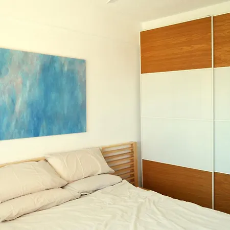 Apartamento Light-filled With Sea Views *