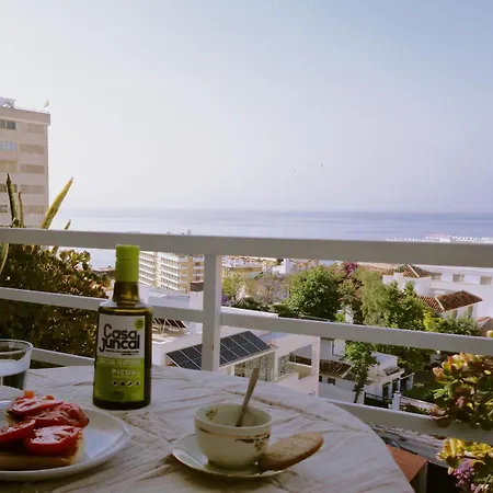 Light-filled With Sea Views